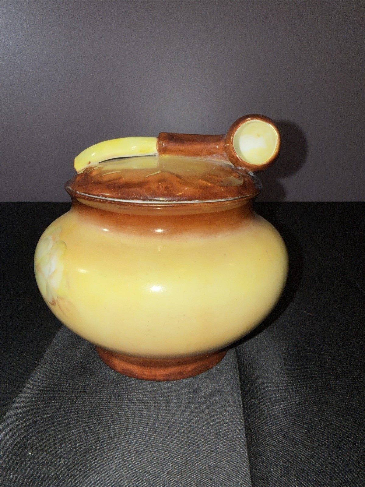 Antique Floral Austria Tobacco Humidor w/Pipe Finial on Lid 5.25x5.5