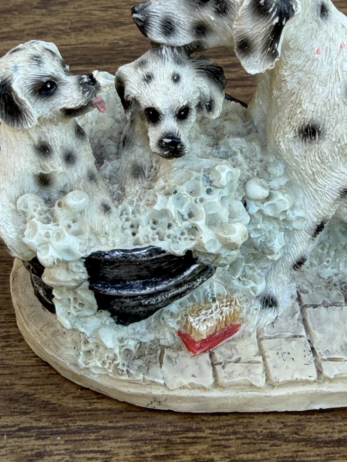 Youngs Collectables Dalmatian Dog Figurine Family Bath Scene 4"x3"