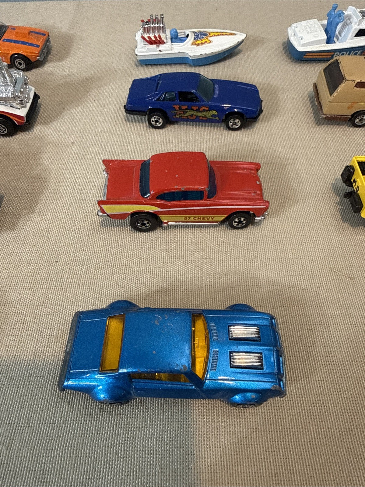 Vintage Matchbox Superfast Off The Road Carry Case Gift Set w/12 Cars 1970s