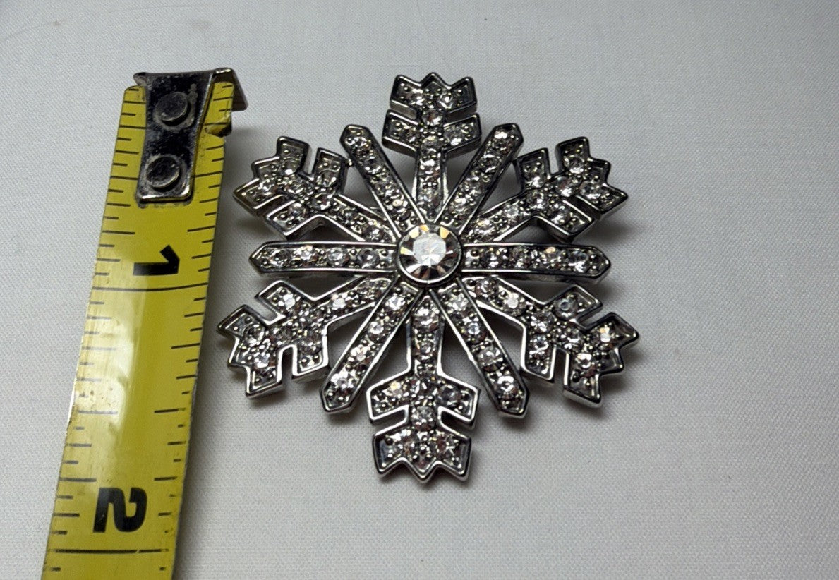 Monet Snowflake Brooch Vintage Clear Rhinestone Christmas Sparkle 2"