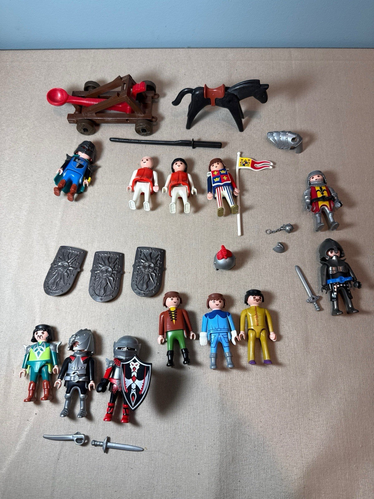 Vintage Playmobil Klicky & Moden Dragon Knights Figure Lot of 12 Figures & Parts