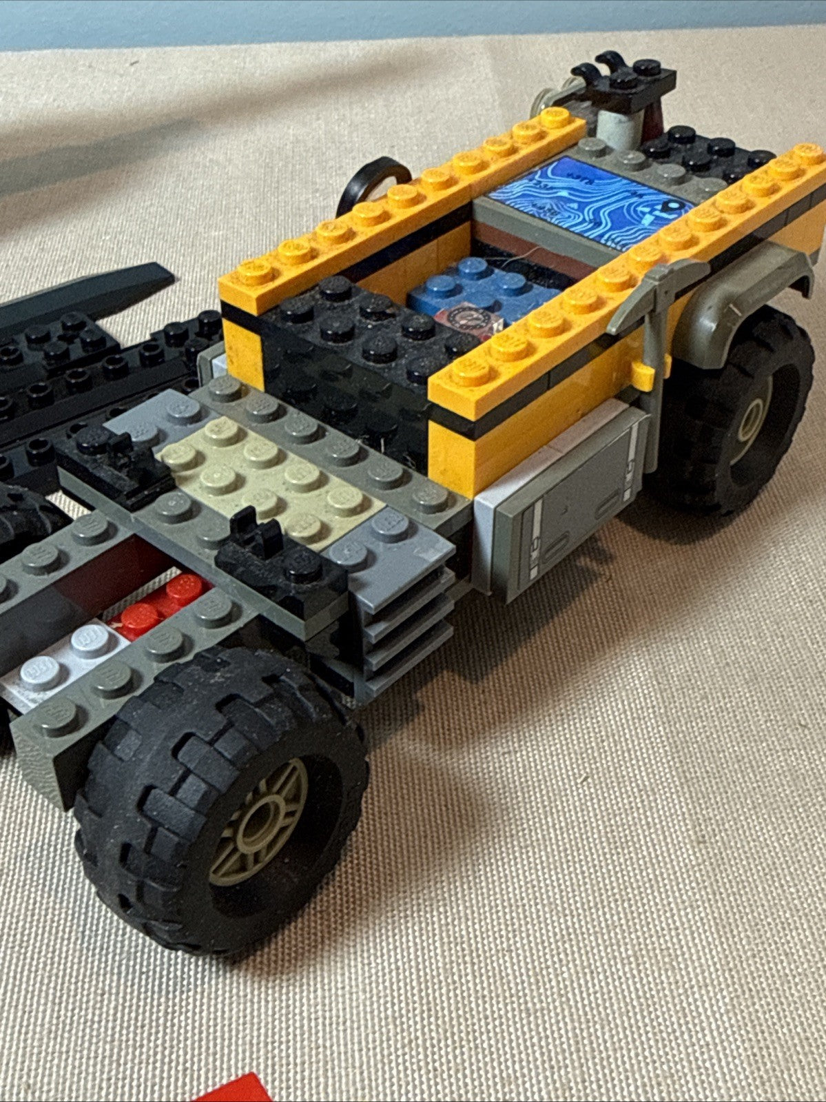LEGO City Jungle Wildlife Rescue Parts Lot Minifigures Vehicles Animals Pieces