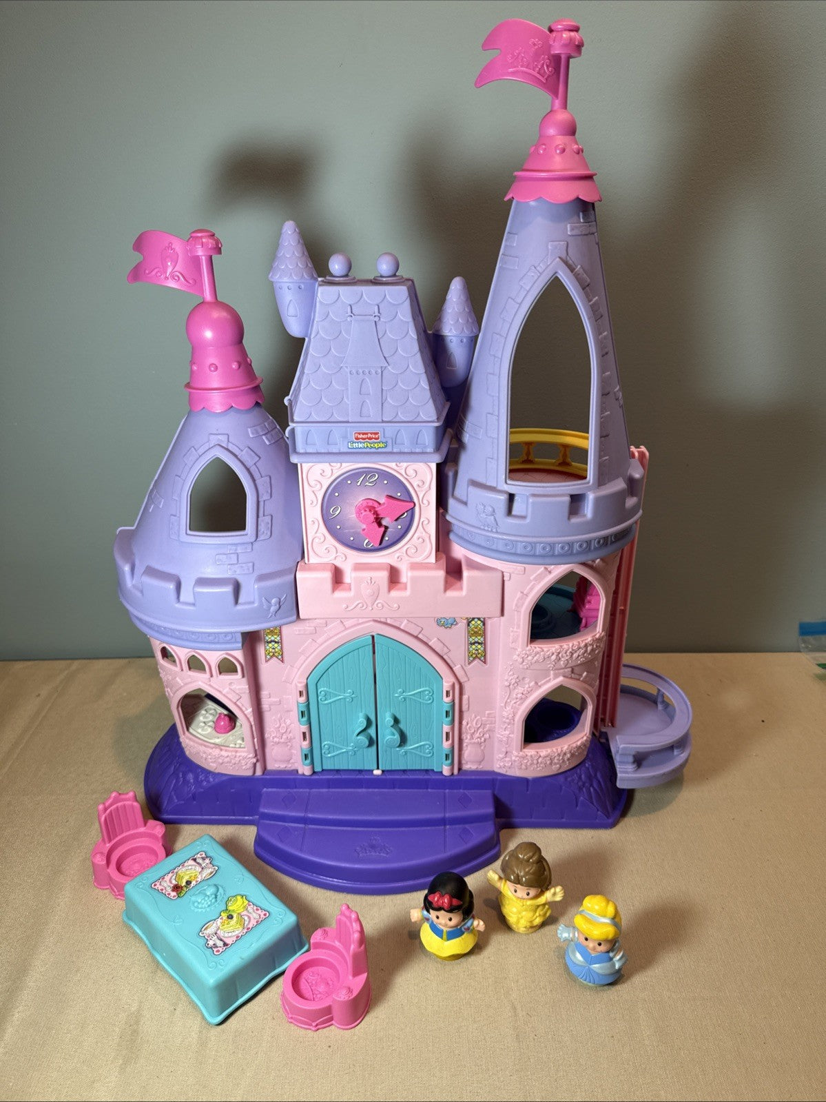 Fisher Price Little People Disney Princess Palace Castle Playset Complete+ extra