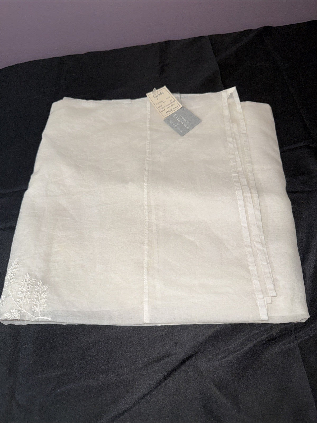 Sethi & Sethi White Fern Organdy Sheet Tablecloth 54x54