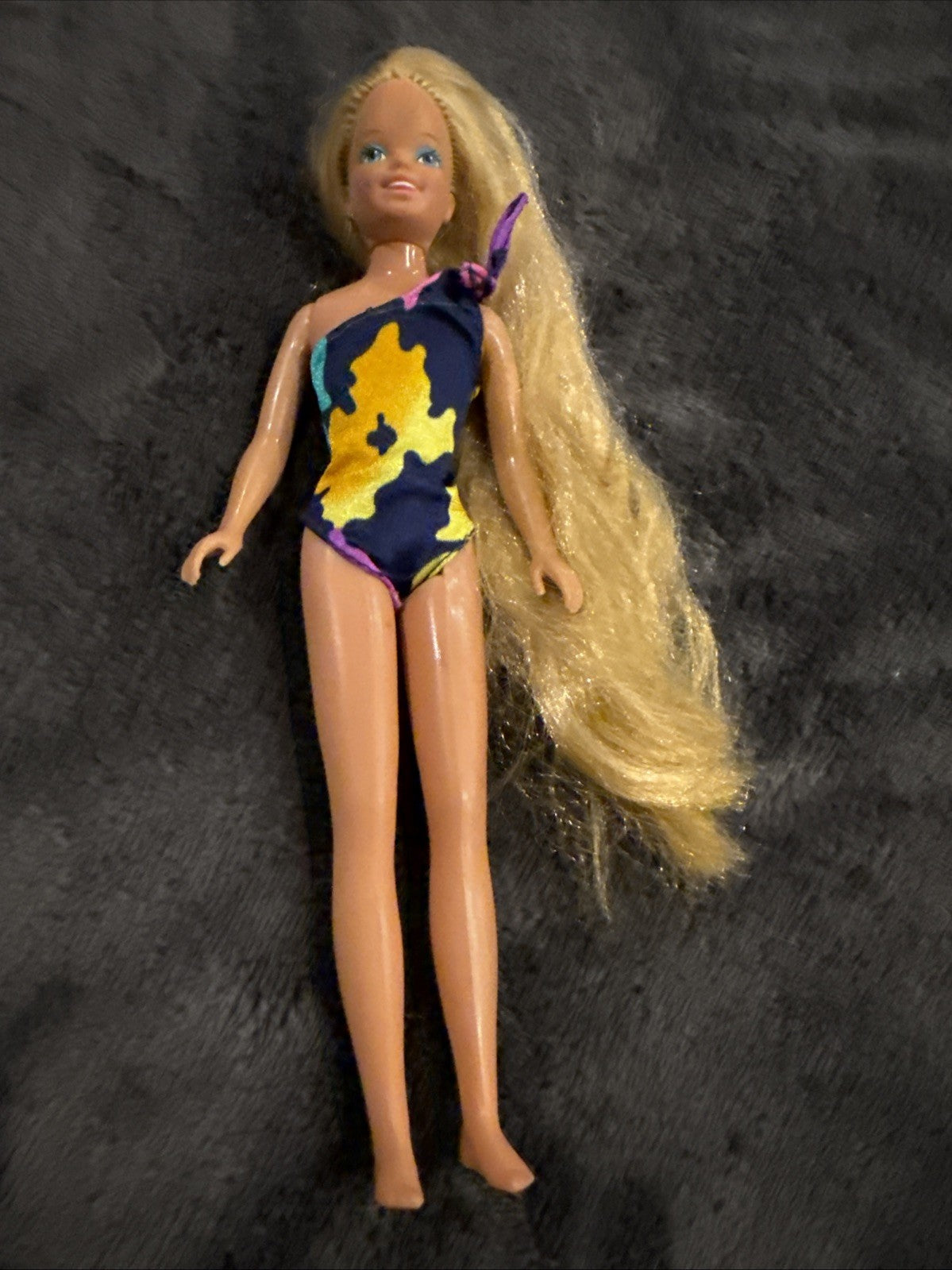 Vintage 1985 Mattel Tropical Skipper Barbie Doll Blonde Yellow Blue Swimsuit