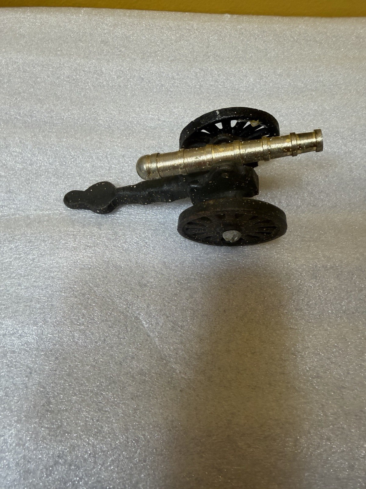 Vintage Cast Iron Brass Miniature Artillery Cannon Models Pair 5" Military