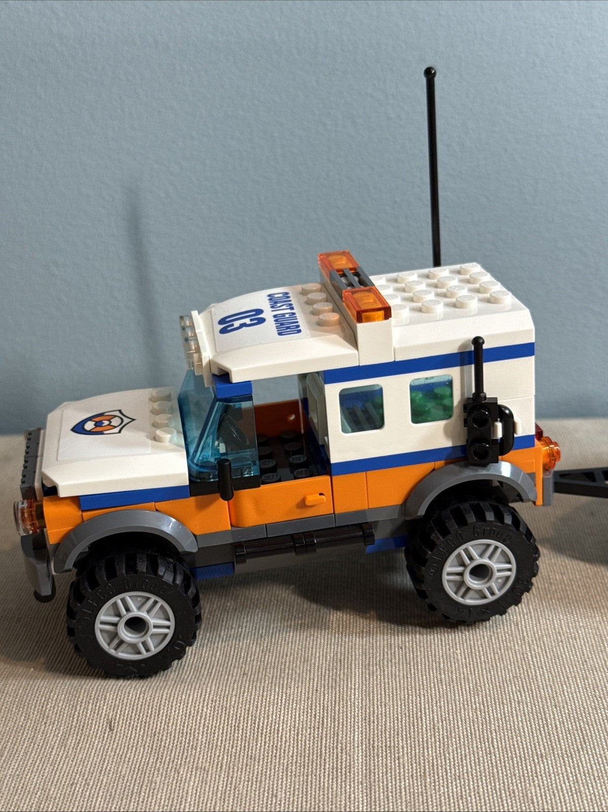 LEGO City Coast Guard 4x4 Response Unit 60165 Complete Truck Boat 3 Figs Octopus