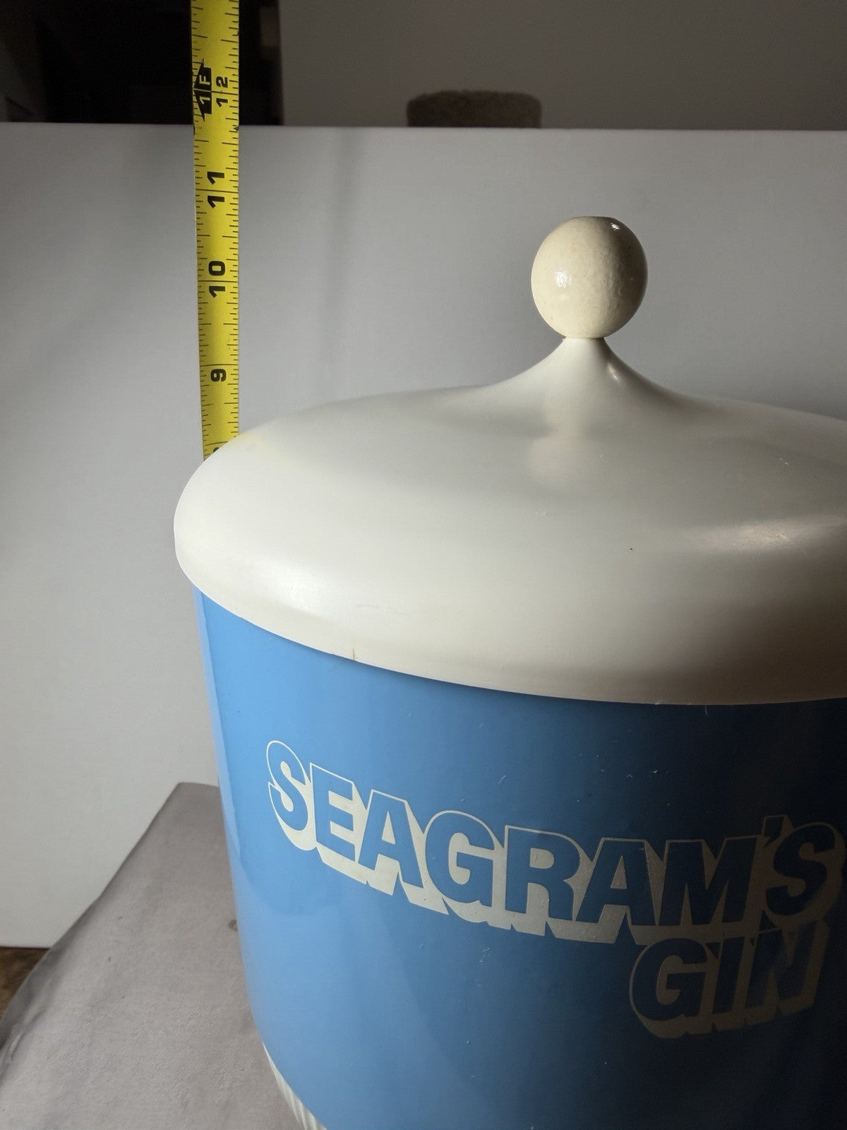 Vintage Midcentury Seagram’s Gin Ice Bucket Barware Blue & White Advertising