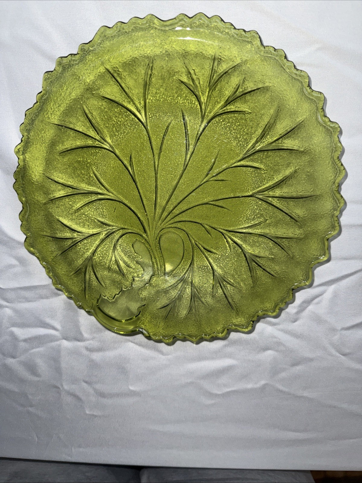 Indiana Glass Tree of Life Avocado Green 8.5" Plates Set of 6
