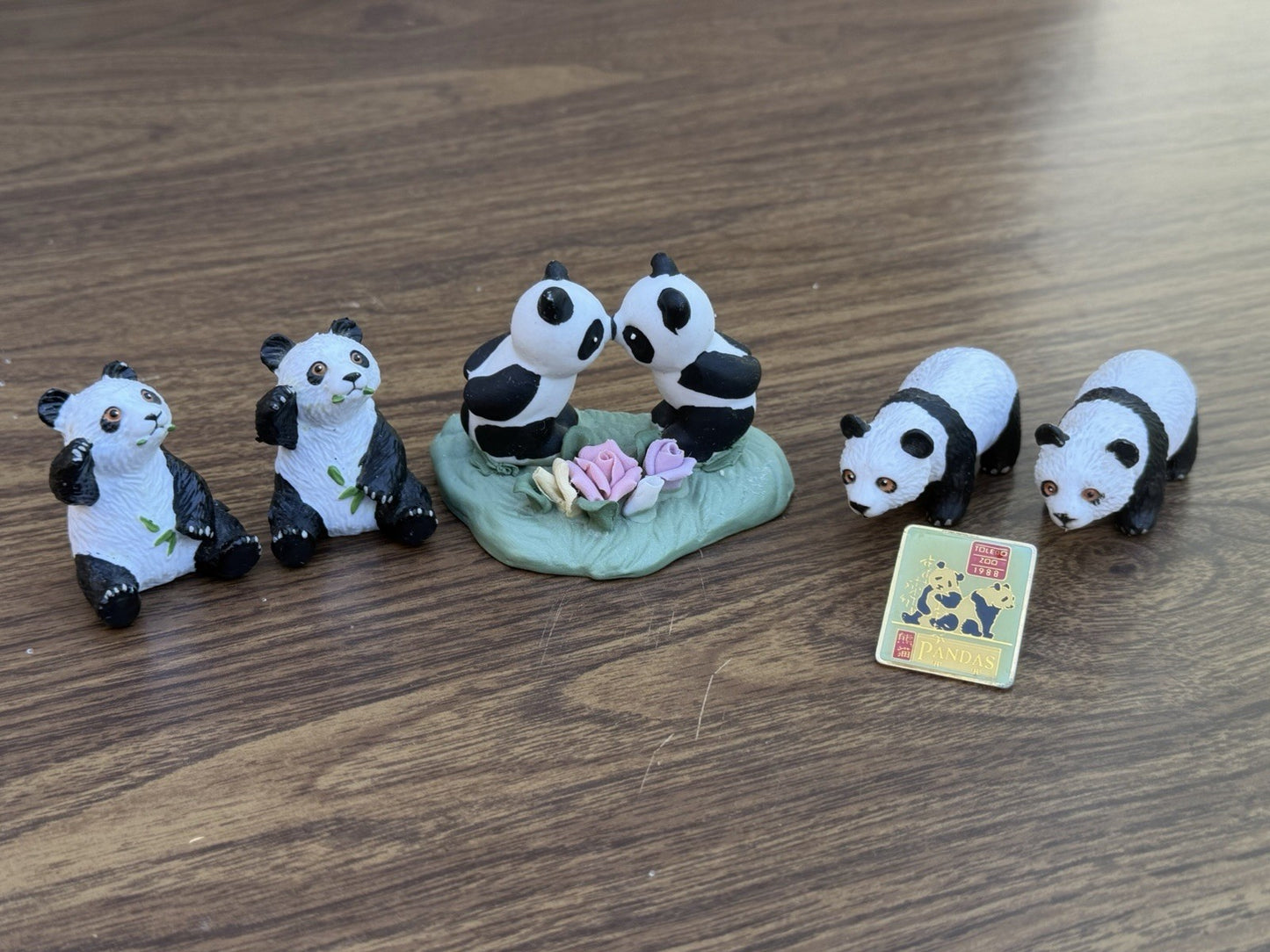 Vintage AAA Panda Bear Hard Rubber Figure Lot Safari Animal Toys Kissing Pandas
