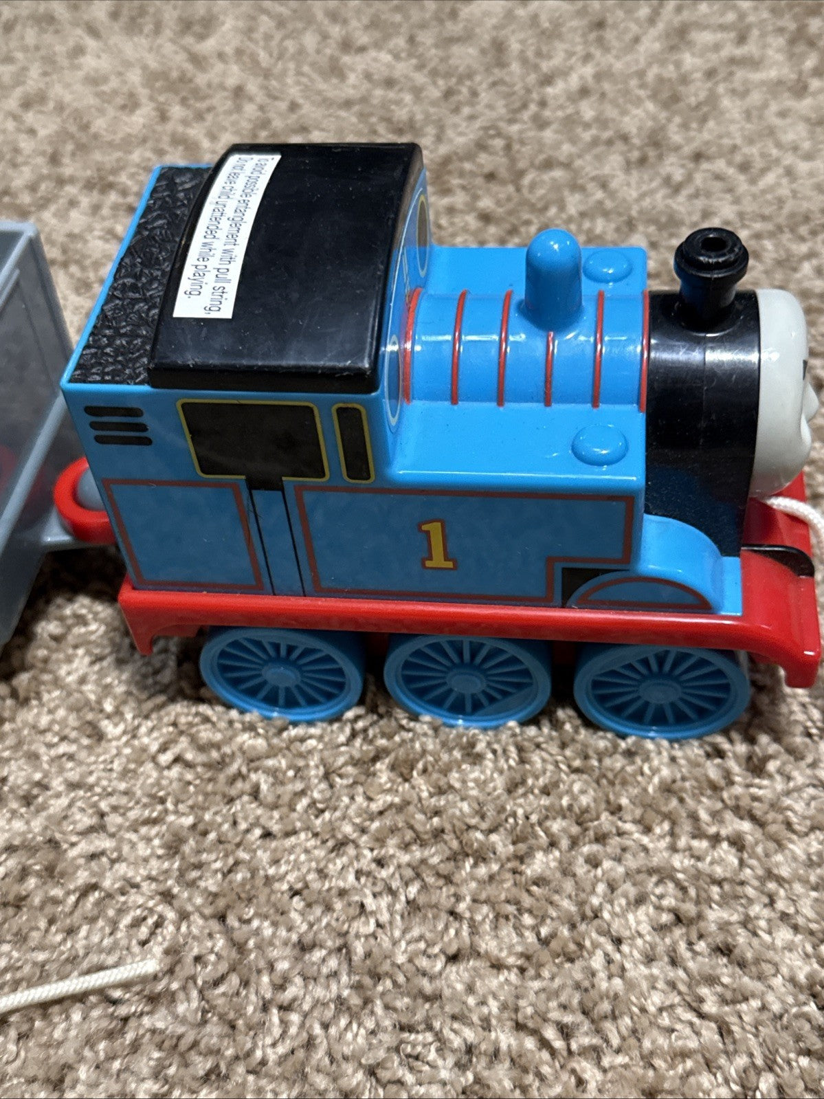 2006 TOMY Thomas The Train and Troublesome Trucks Pull Along Toy w/Sounds