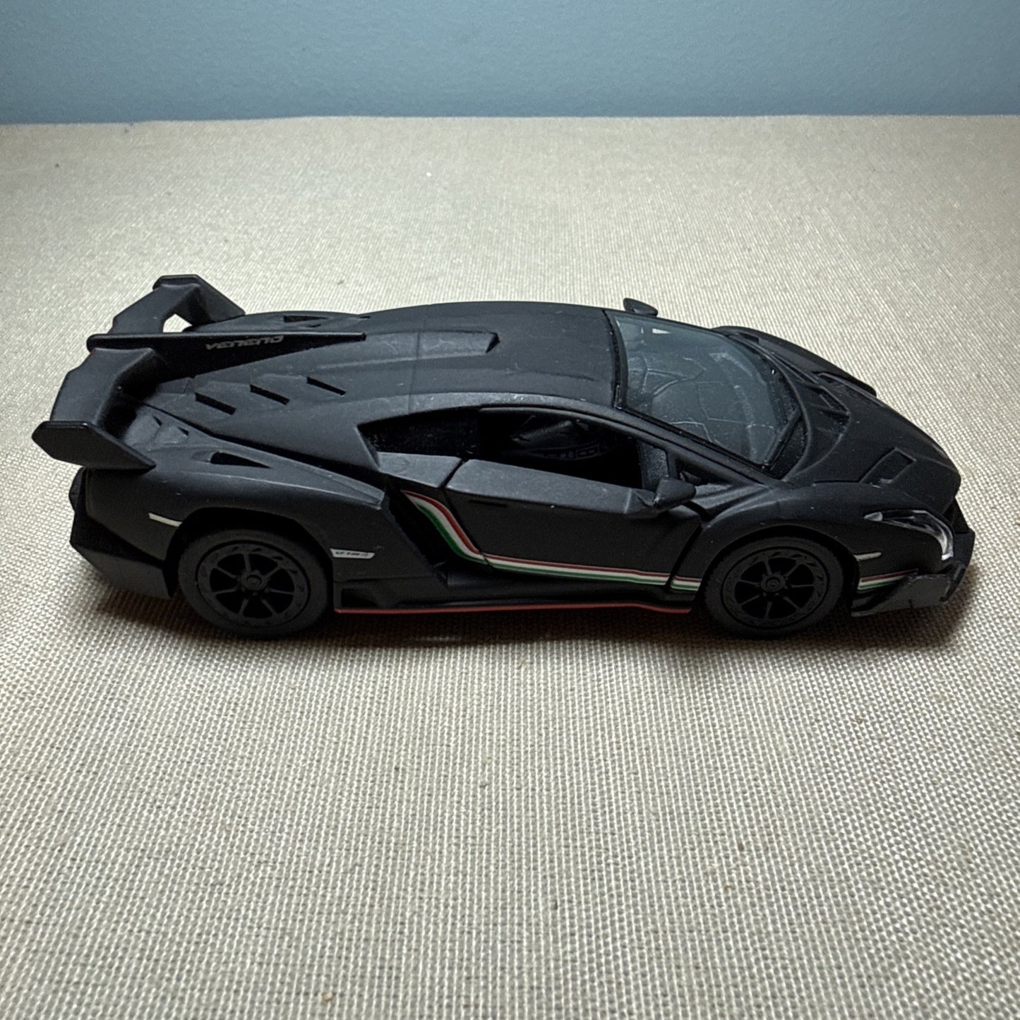 Die Cast Toy Lamborghini Lot of 7 Toy Cars