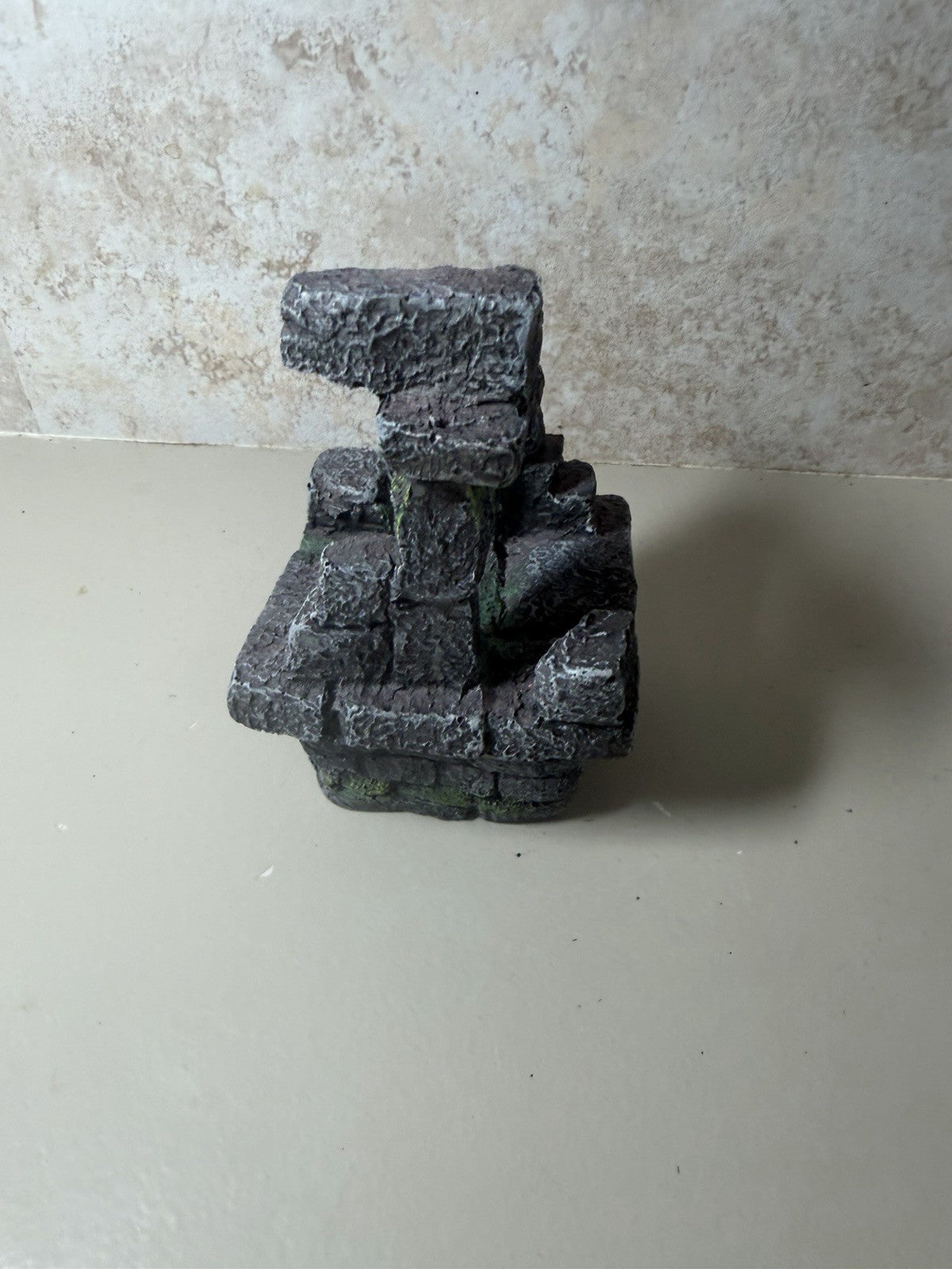 Aquarium Decorations Resin Rock Cave Coral Driftwood Plants Fish Tank Lot of 5