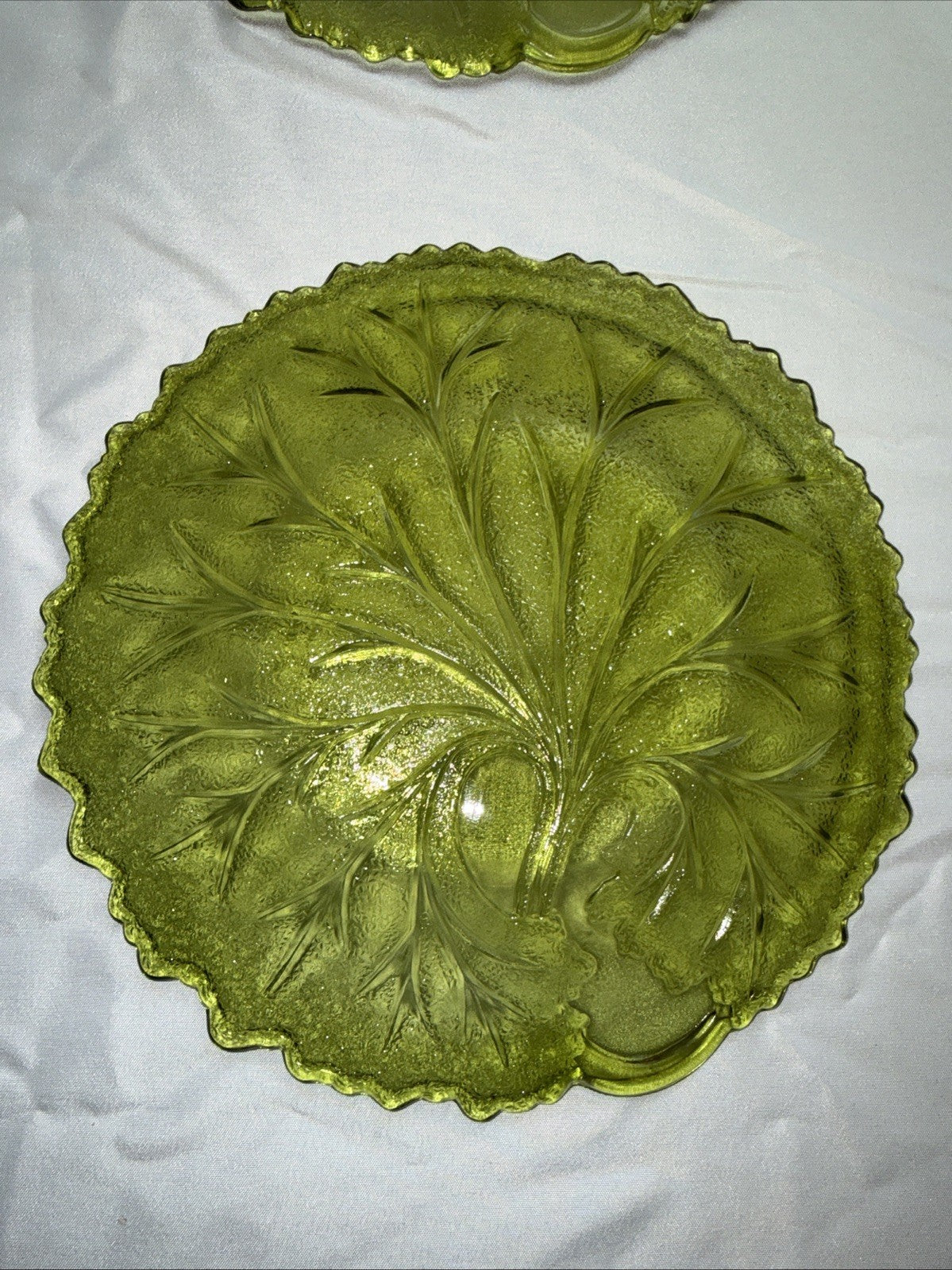 Indiana Glass Tree of Life Avocado Green 8.5" Plates Set of 6