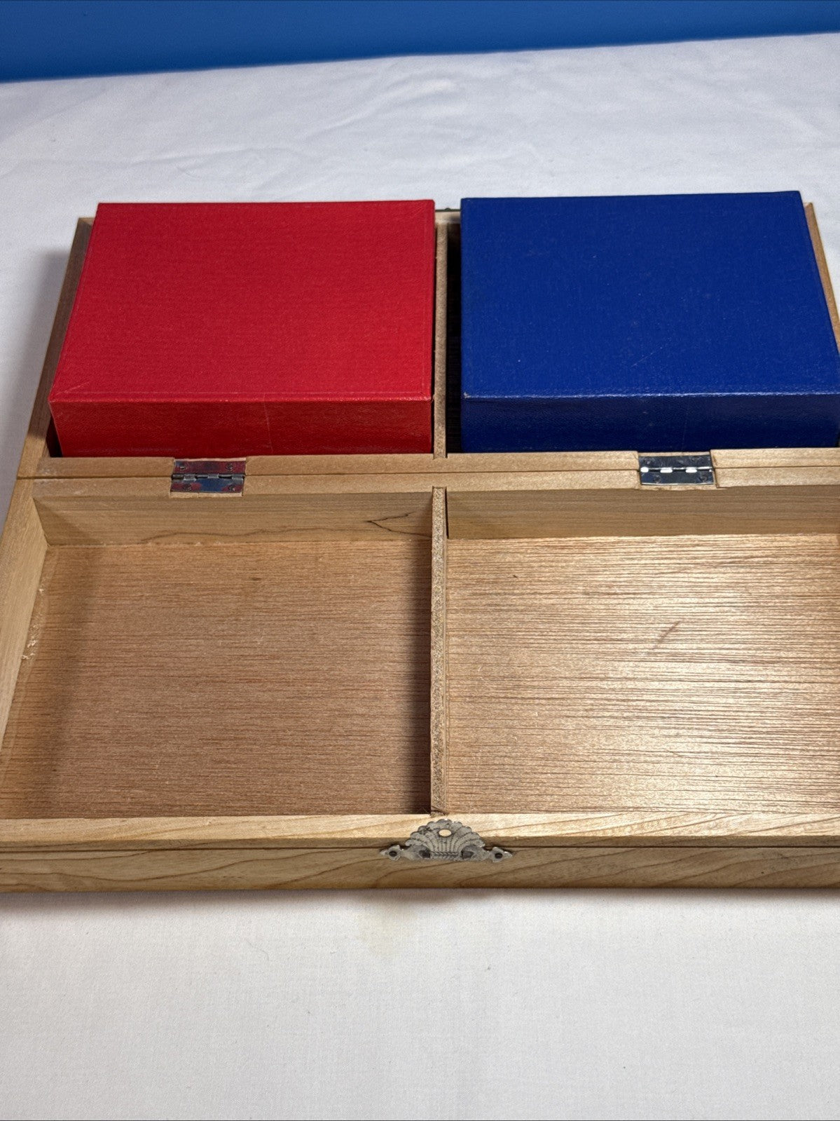 Vintage Japanese Kokeshi Wood Chess Set Hand Painted Pieces Folding Board Boxes