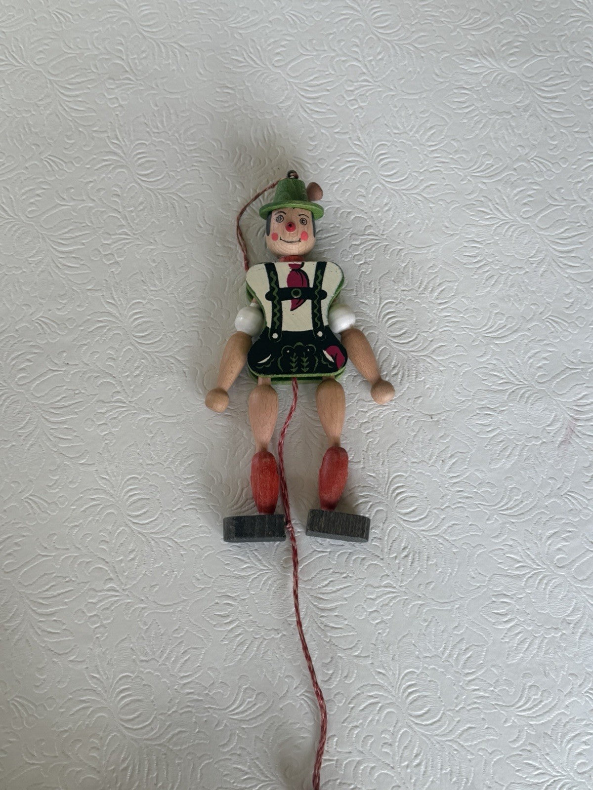 Vintage Austrian Wood Pull String Dancing Man Lederhosen Jumping Toy