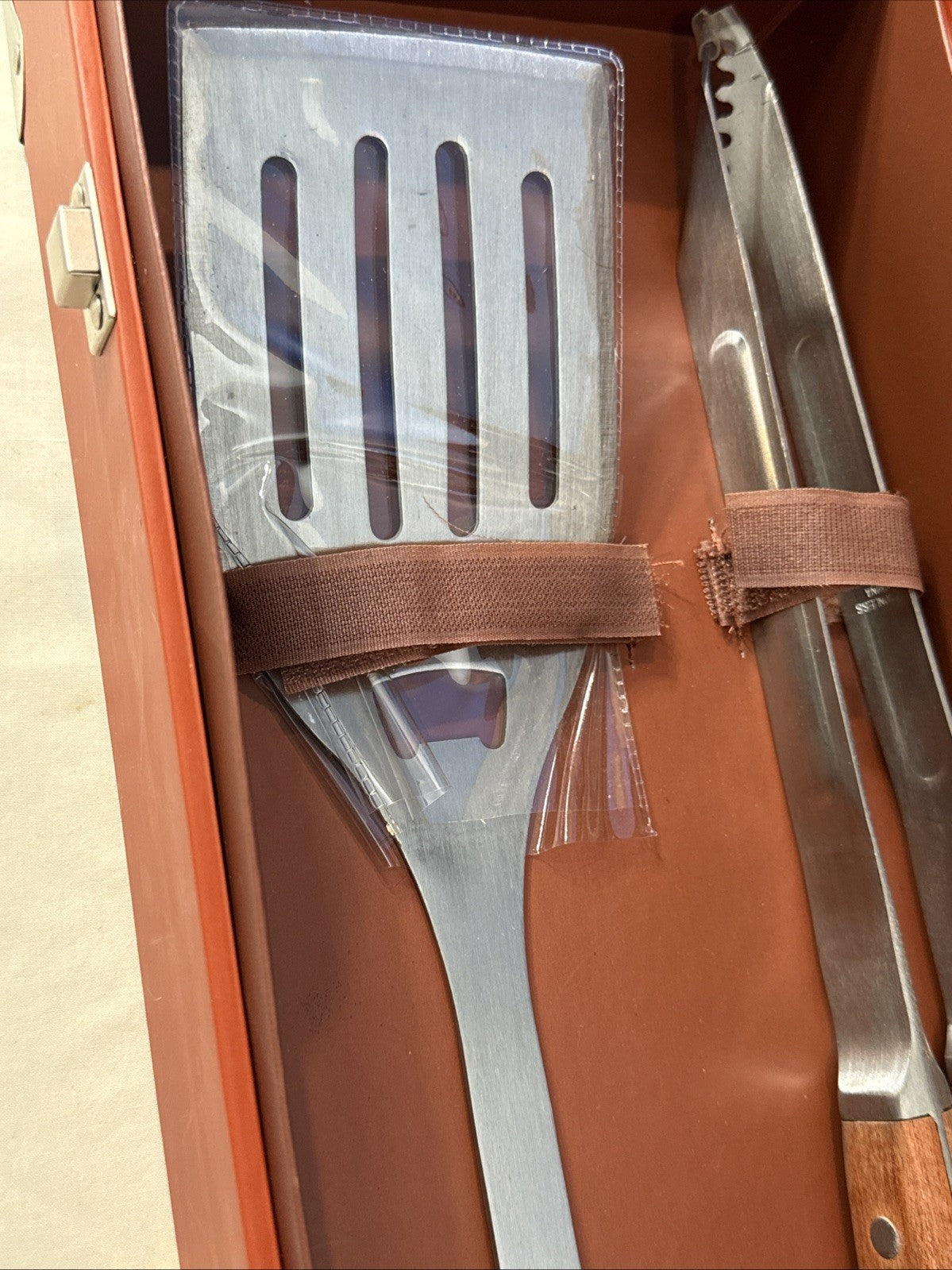Williams Sonoma 5 Piece BBQ Grill Tool Set Stainless Steel Wood Case New