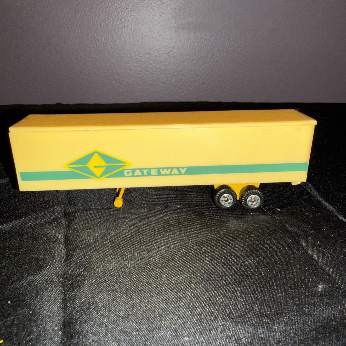 Vintage Yatming Gateway Trailer 5 Inch Diecast Trailer Only Yellow Green