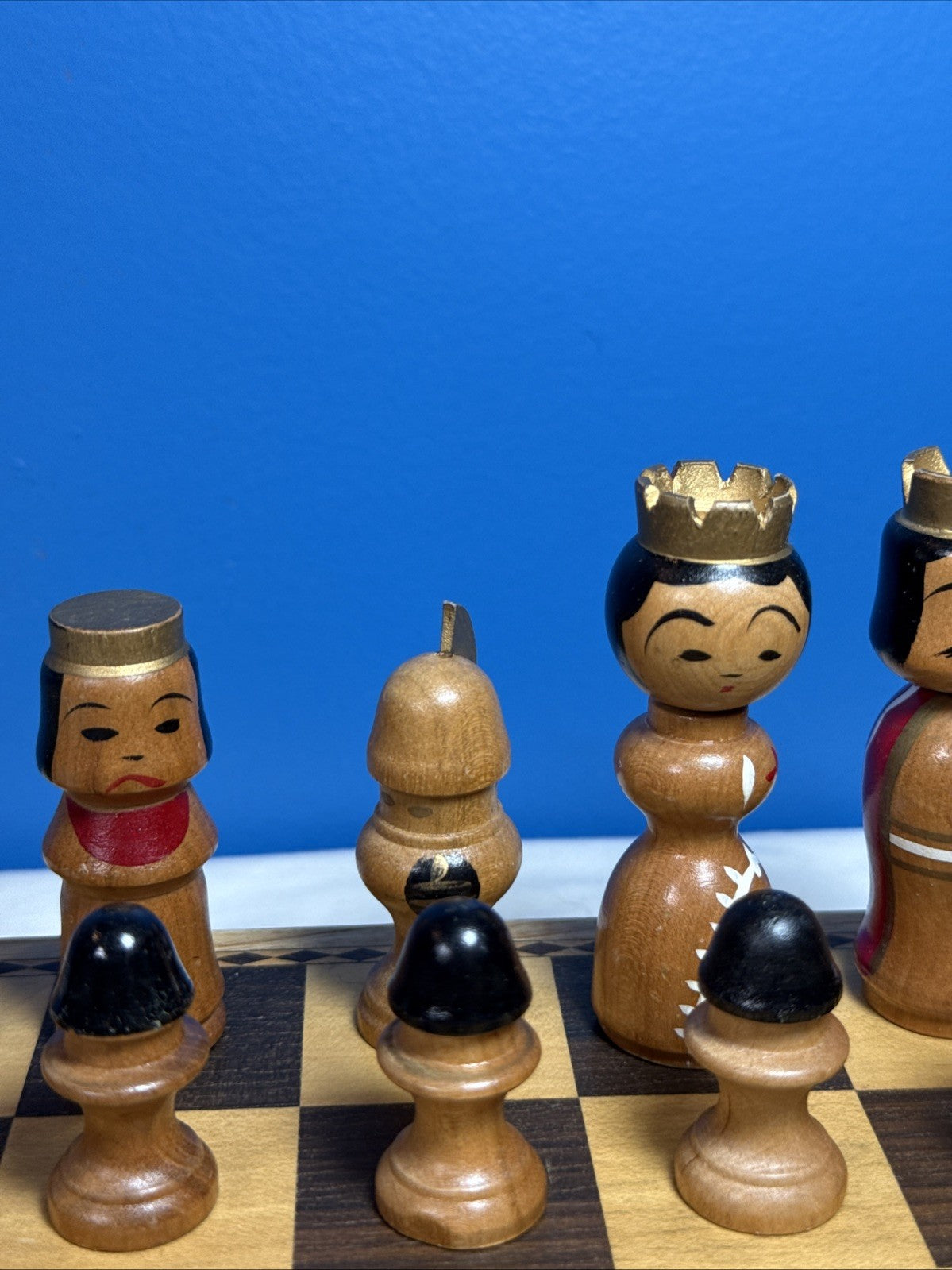 Vintage Japanese Kokeshi Wood Chess Set Hand Painted Pieces Folding Board Boxes