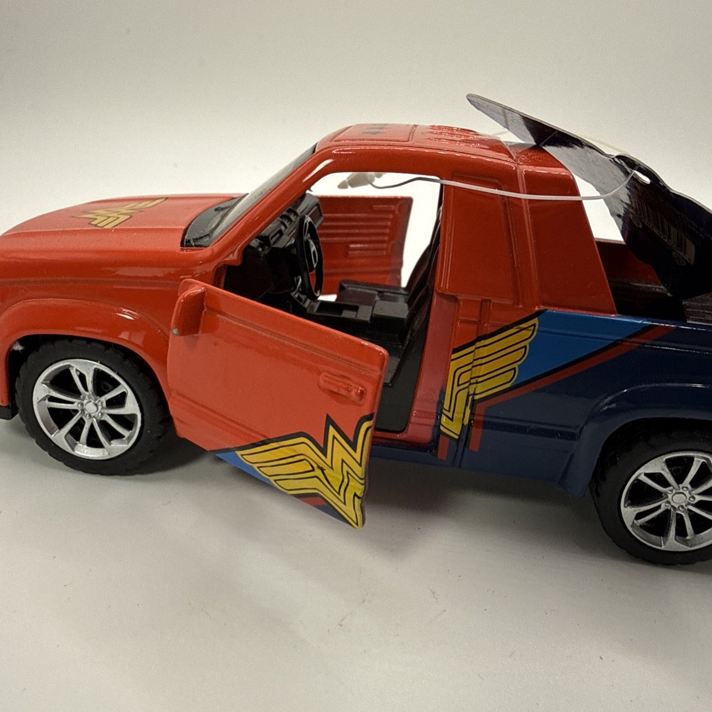Wonder Woman Pickup Truck DC Universe Red Blue Yellow Toy Vehicle New with Tags