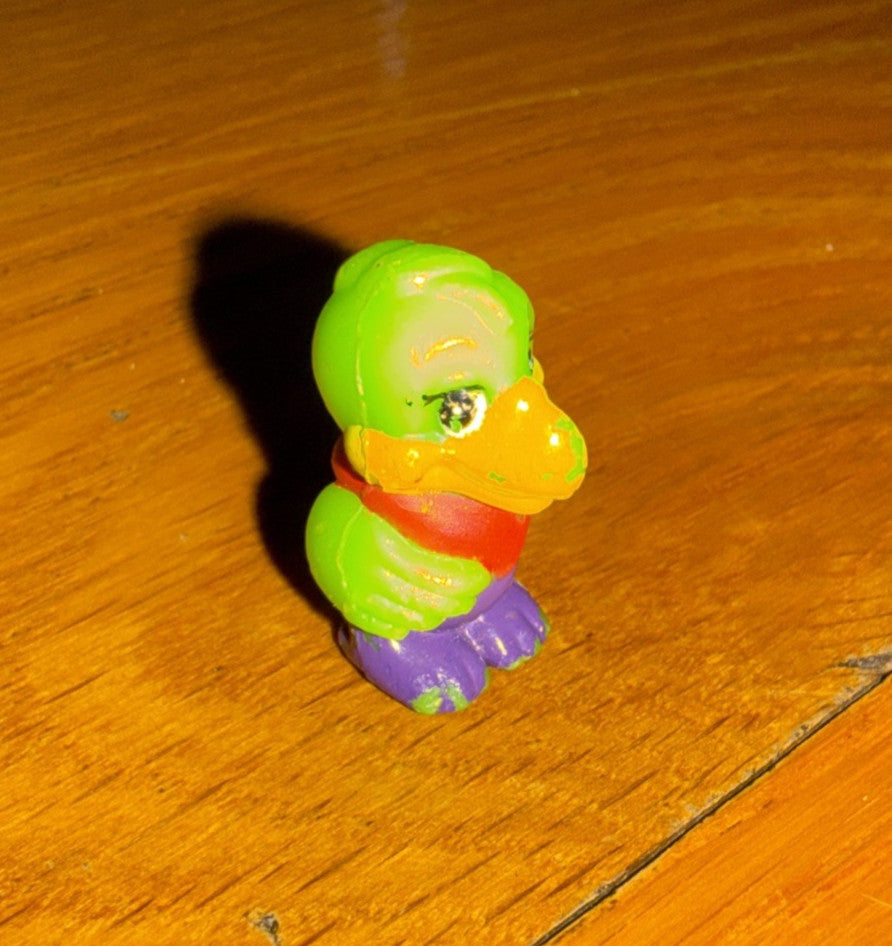 Vintage 1995 Kenner Littlest Pet Shop Harriet Hat Trick Replacement Pet 1"