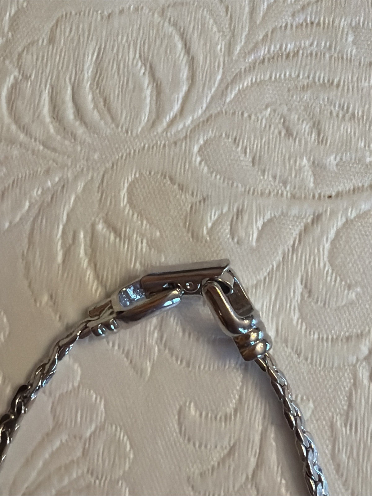 Signed Swarovski Crystal Swan Hallmarked Deluxe Necklace Rhodium Plated Chain