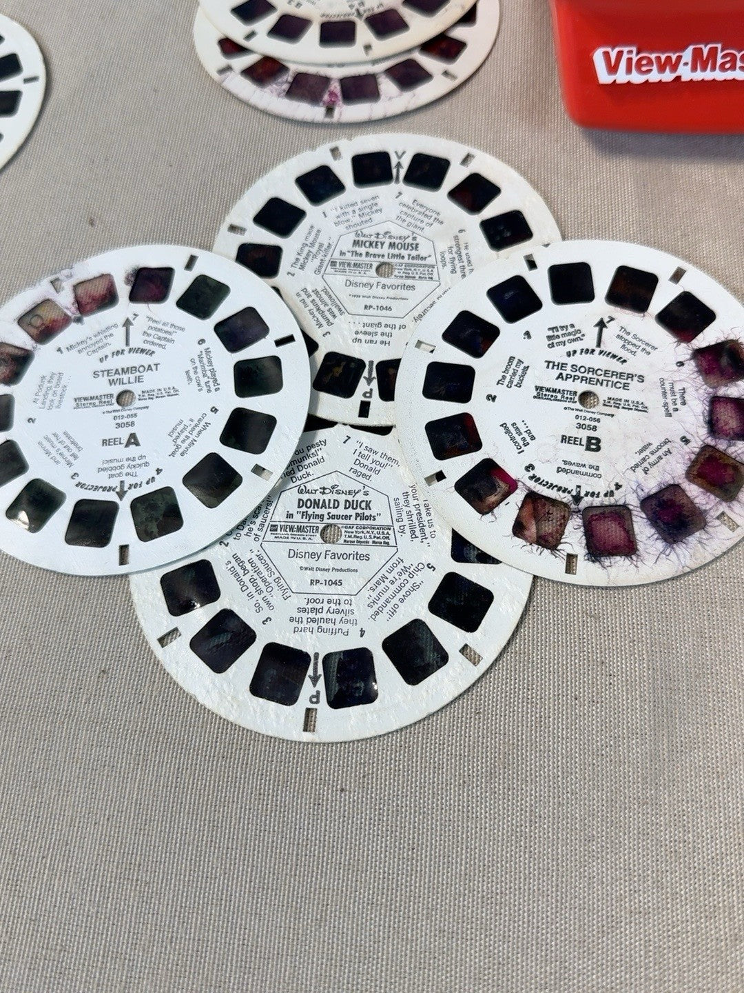 Vintage View Master Blue Collector’s Case 3 Red View Master 3D & 39 Reels