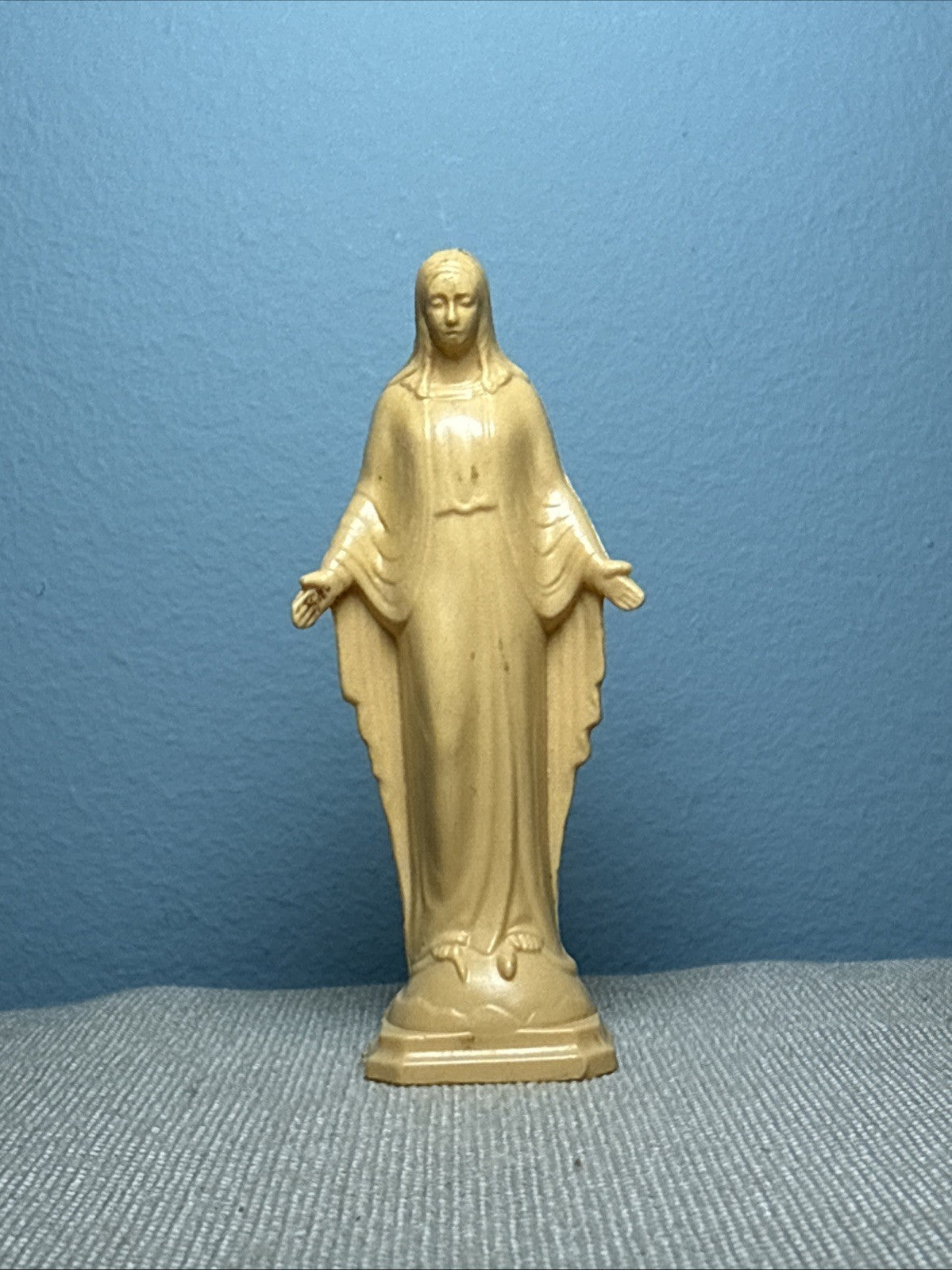 Vintage Virgin Mary Figurine Hong Kong Religious Catholic Statue Gold Plastic 3"