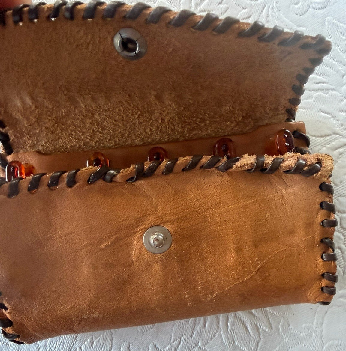 Vintage Hand Tooled Leather Key Case Wallet 6 Hook Amber Plastic Made USA