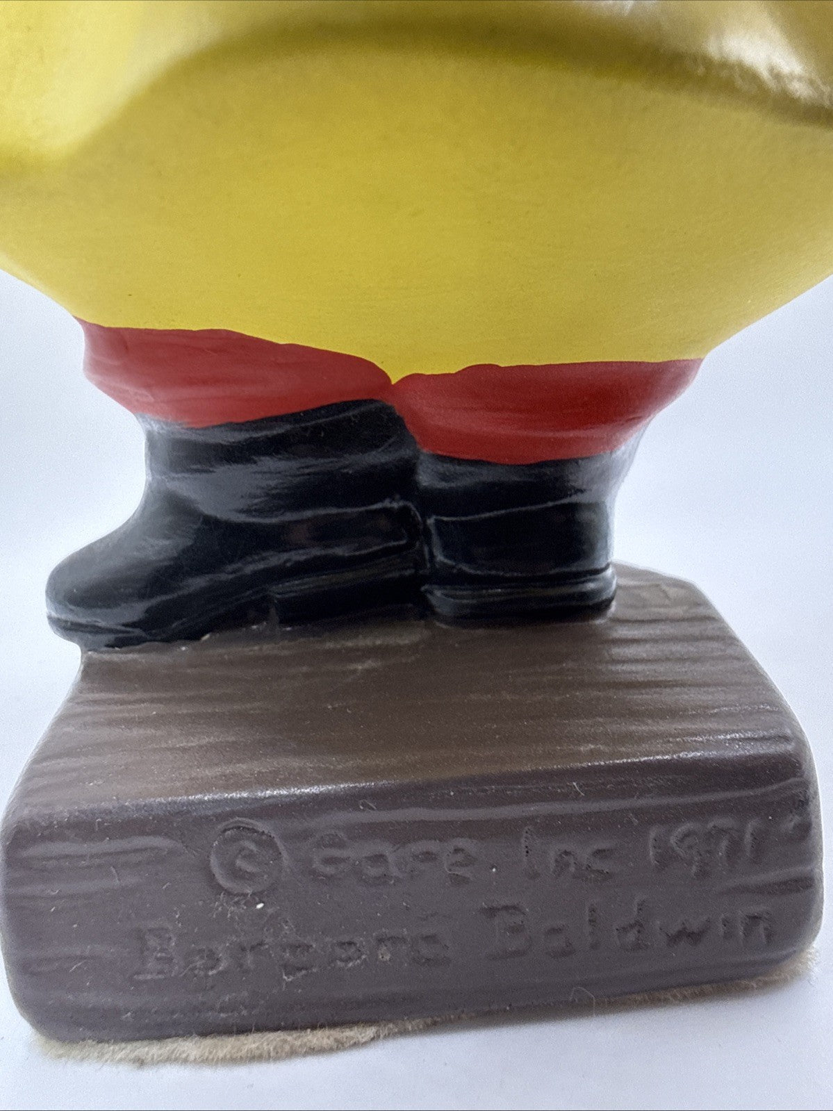 Vintage 1971 Ceramic Fishing Boy & Girl In Yellow Rain Coats So Cute!