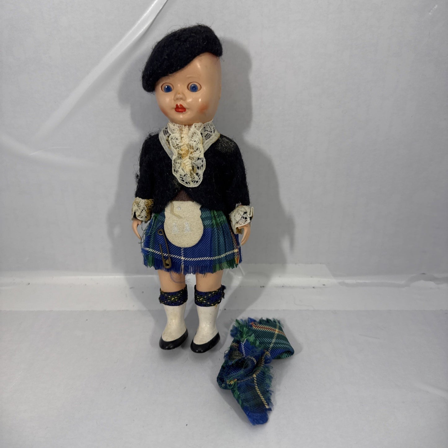 Vintage Scottish Boy Doll Sleep Eyes Kilt Movable Arms Souvenir Doll