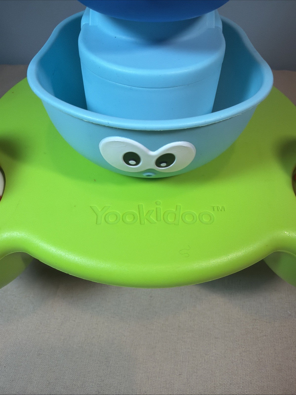 Yookidoo Stack N Spray Tub Fountain Bath Toy Water Sprinkler