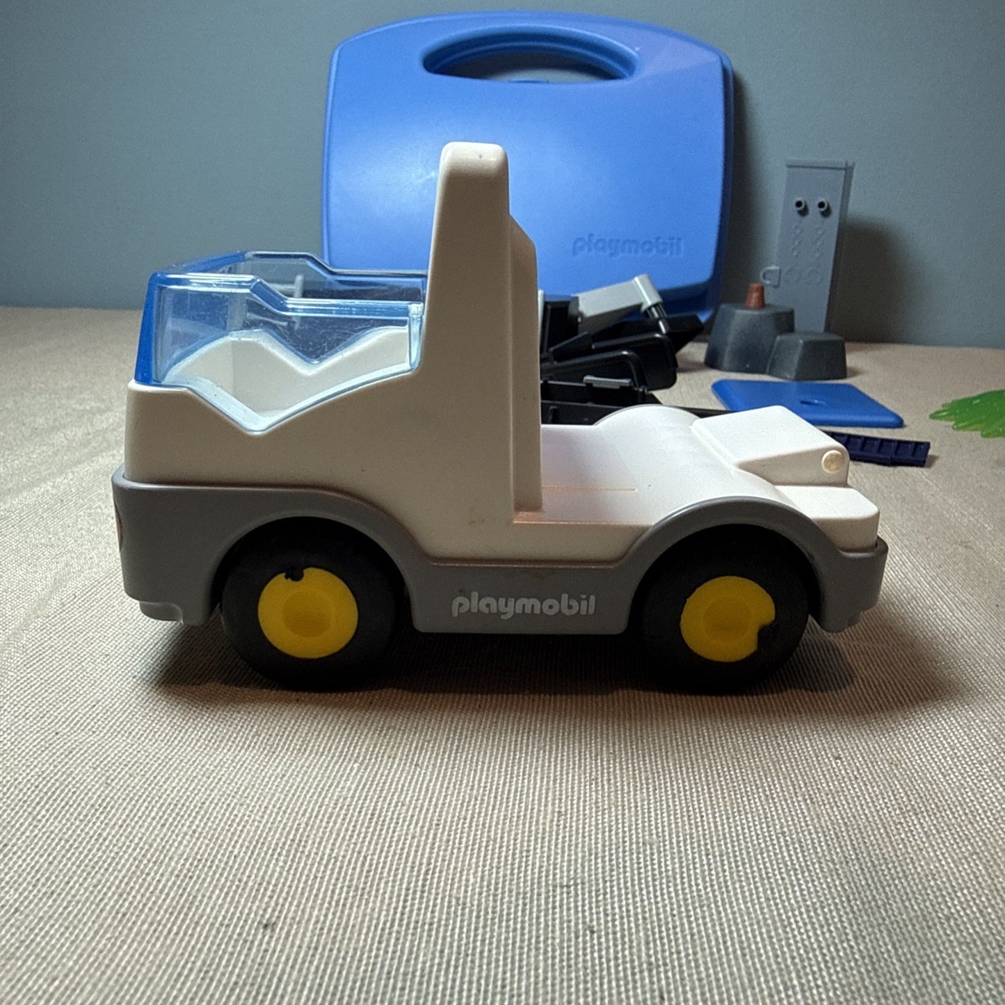 Playmobil Replacement Parts Accessories Lot Cases Furniture Tools Animals Bulk