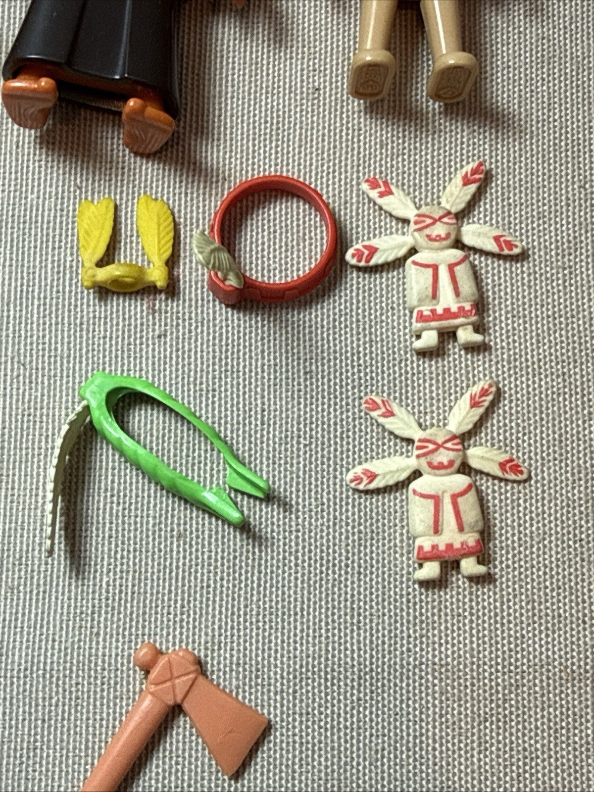 Vintage Geobra Playmobil Western Indian Accessories Lot Weapons Horses Gear