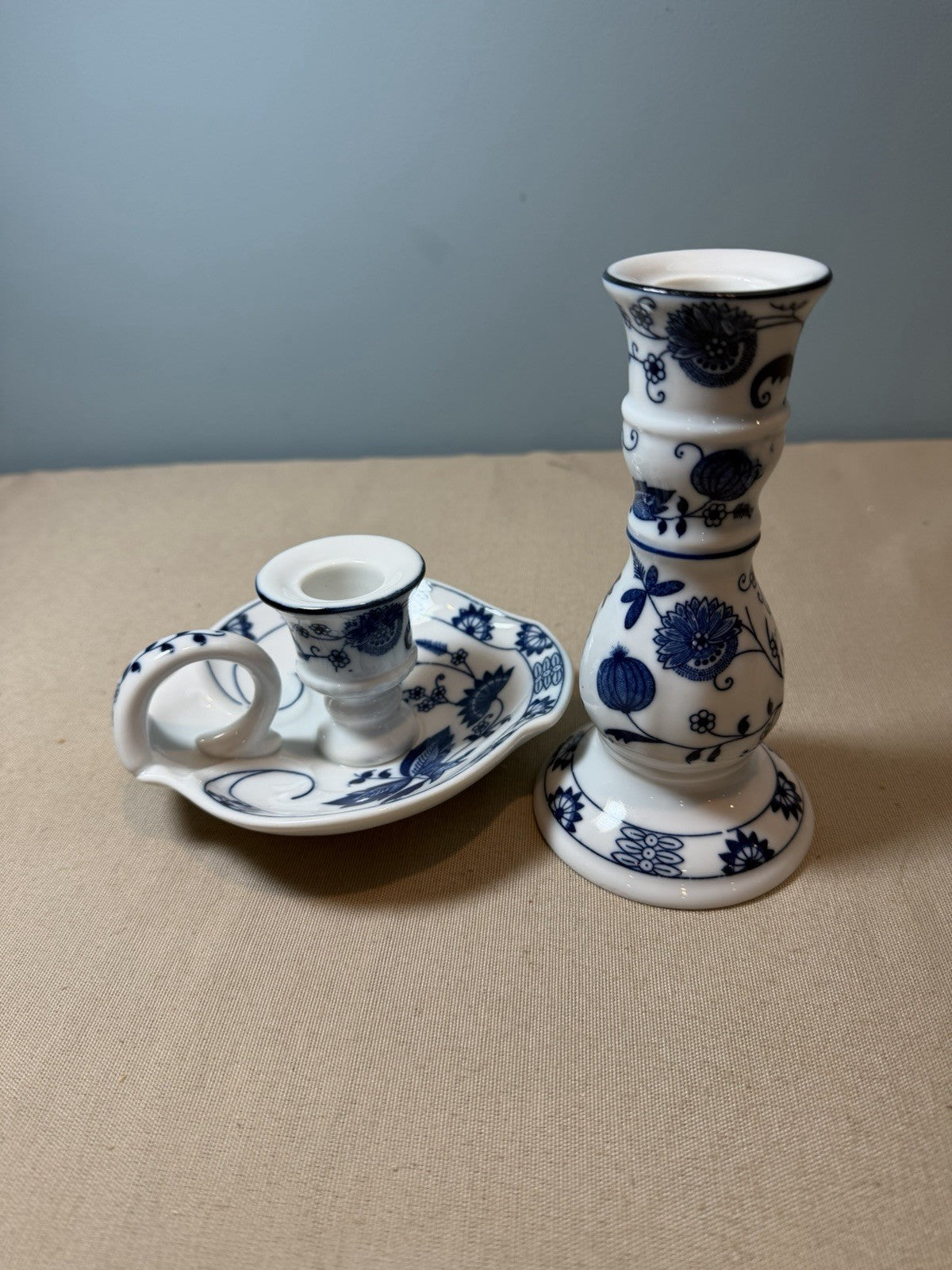 Vienna Woods Blue Onion Fine China Candle Holders Taper Dish Lot 2 Seymour Mann
