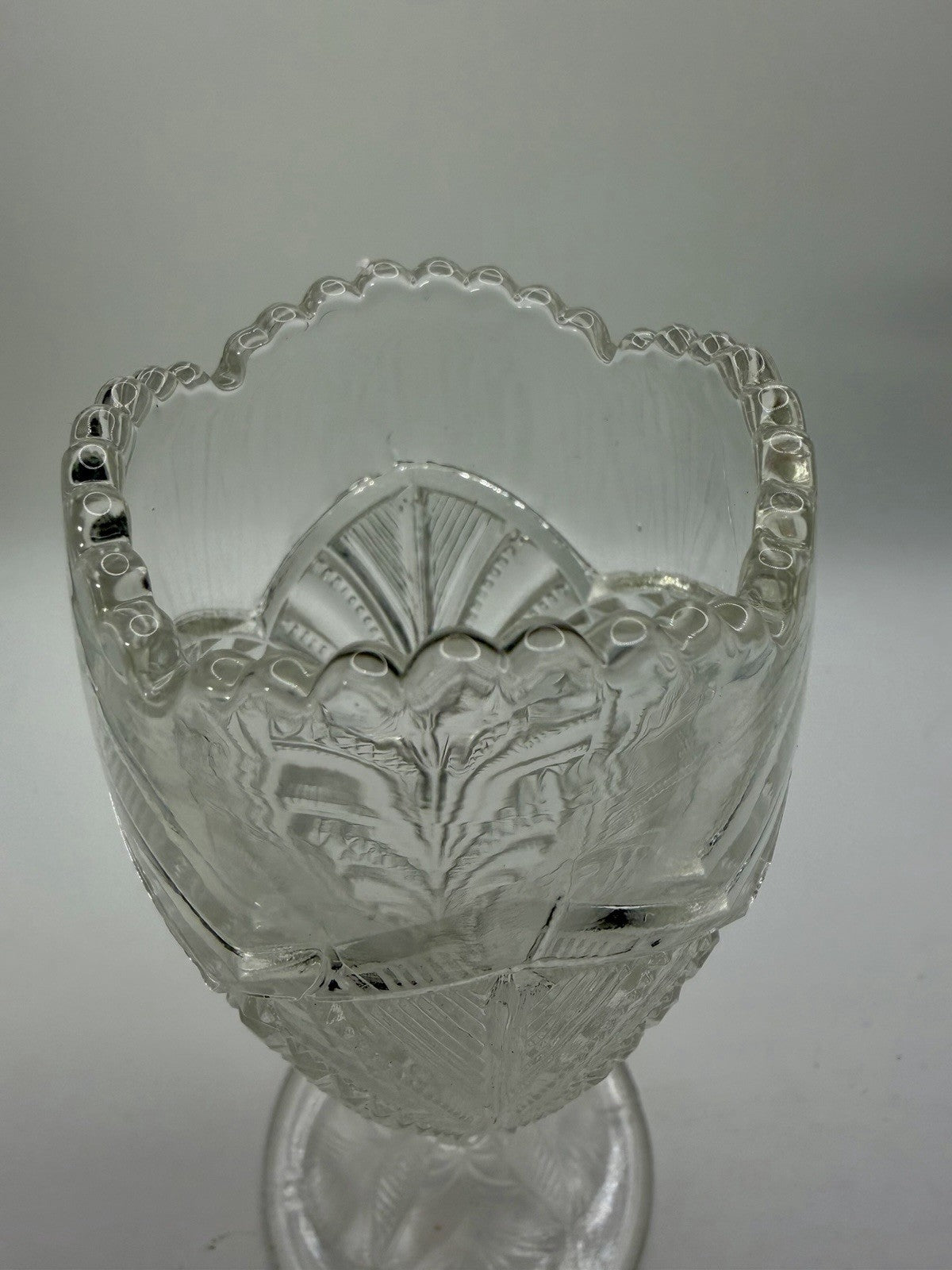 FAPG Bryce Higbee Bonaire Palm Leaf Fan Vase Glass 6 Inch EAPG Antique
