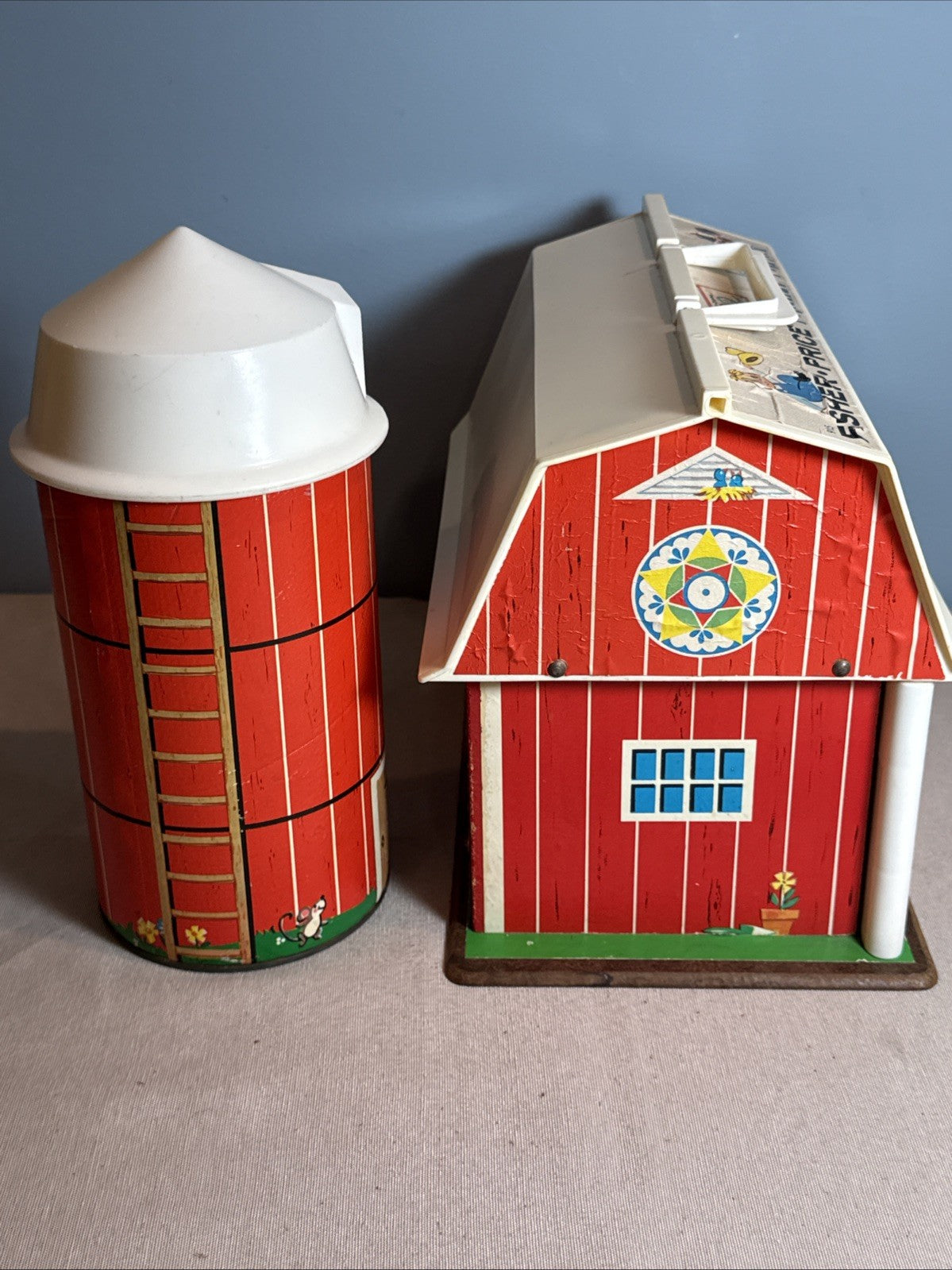 Vintage Fisher-Price Play Family Farm Set #915 Barn Silo Tractor Incomplete