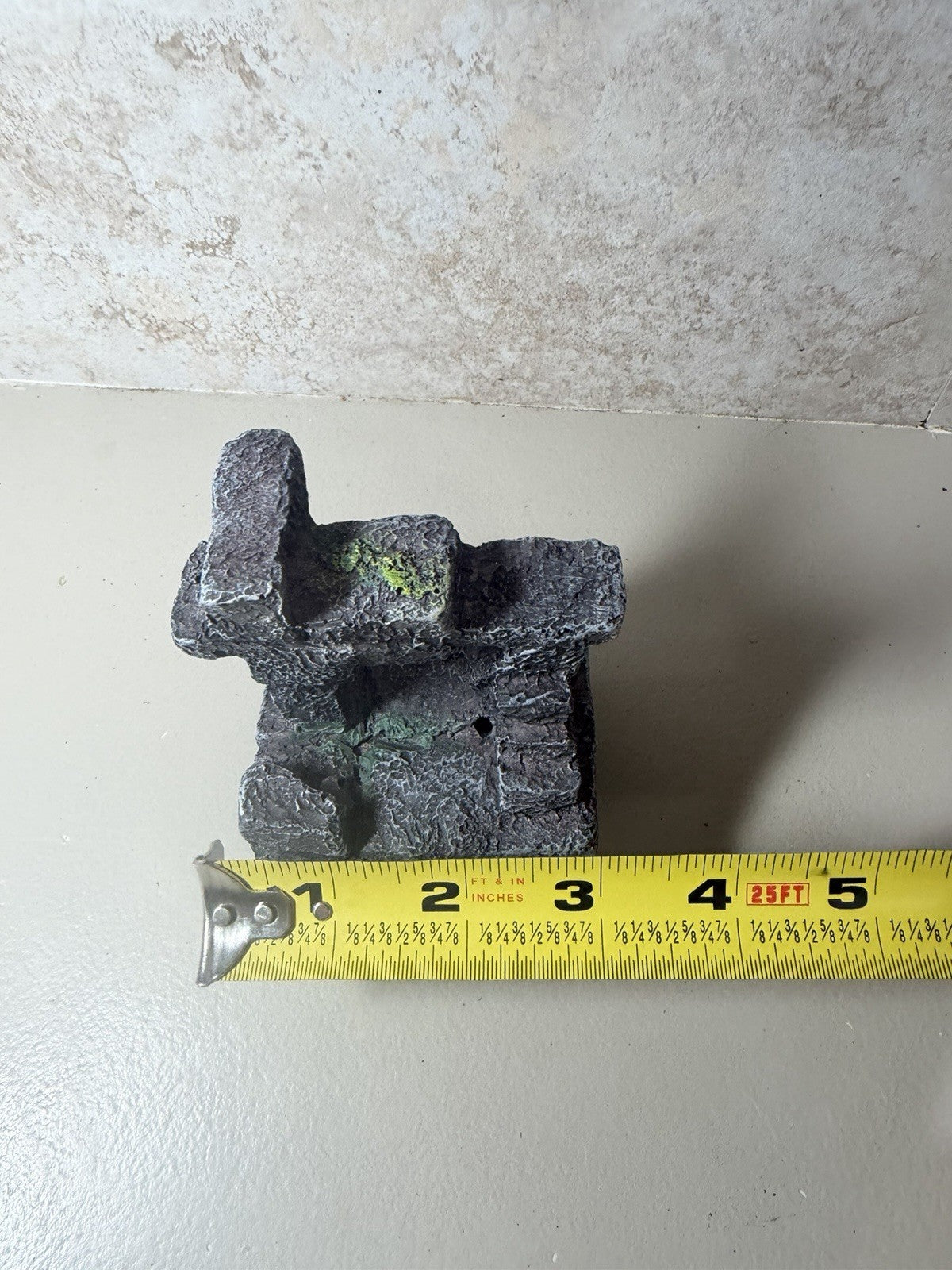 Aquarium Decorations Resin Rock Cave Coral Driftwood Plants Fish Tank Lot of 5
