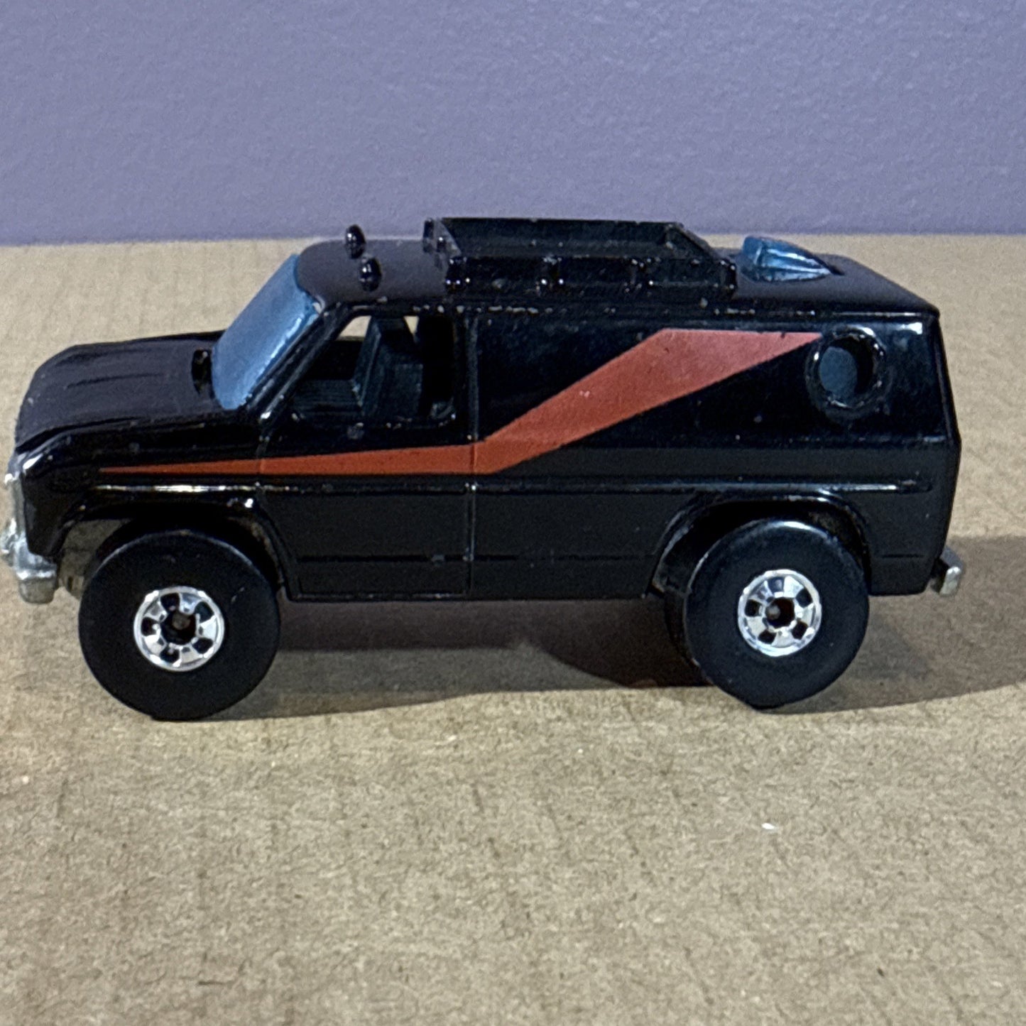 Vintage 1987 Hot Wheels Trailbuster Baja Breaker A-Team Van Hood Opens