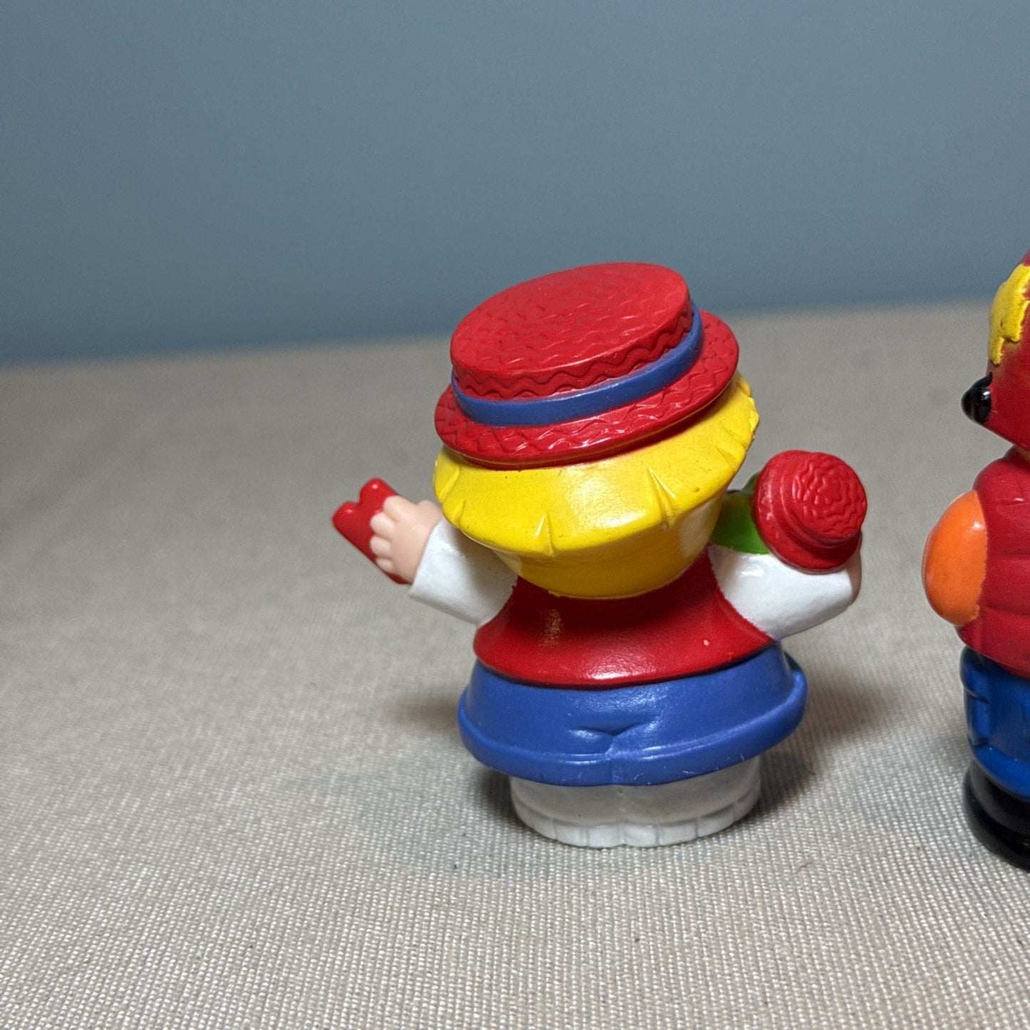 Fisher Price Little People Airplane with 3 Figures Taxi Vehicle Playset Vintage