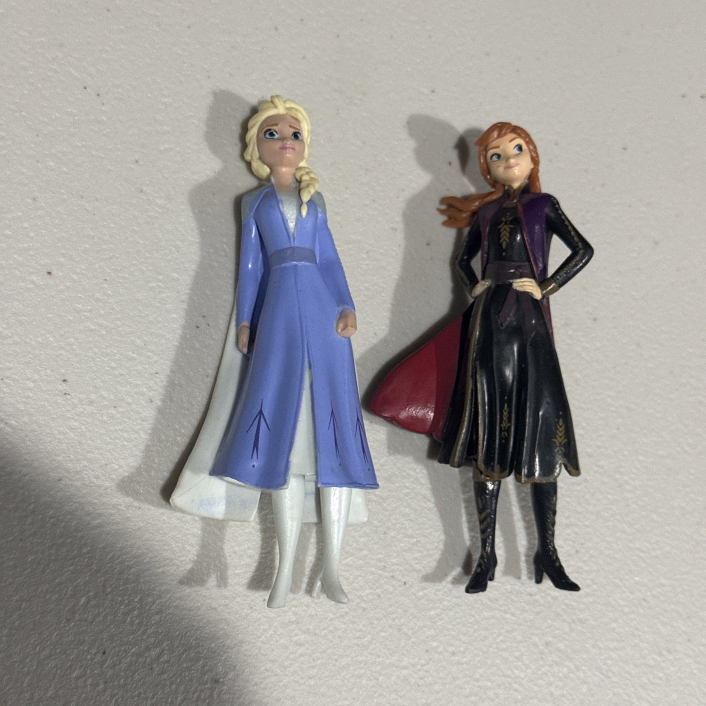 Disney Frozen 2 Anna and Elsa Spin Master Dive Figures, Small Doll Lot