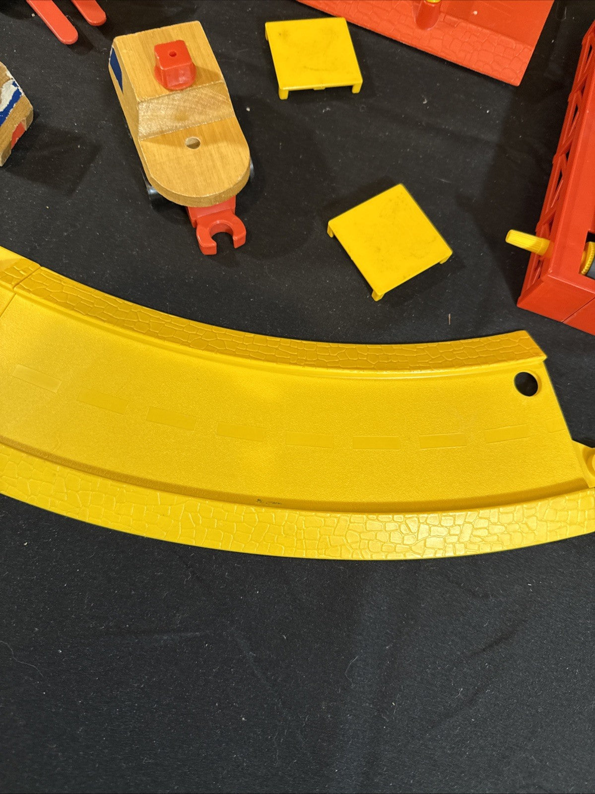 1973 Mattel Preschool Construction Yard Playset Warehouse Track Cars