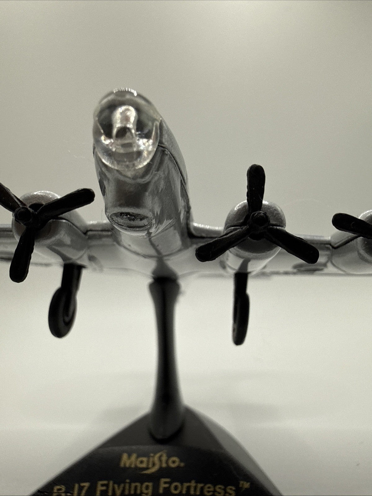 Boeing B-17 Flying Fortress Sugarland Express Diecast Replica with Stand Maisto