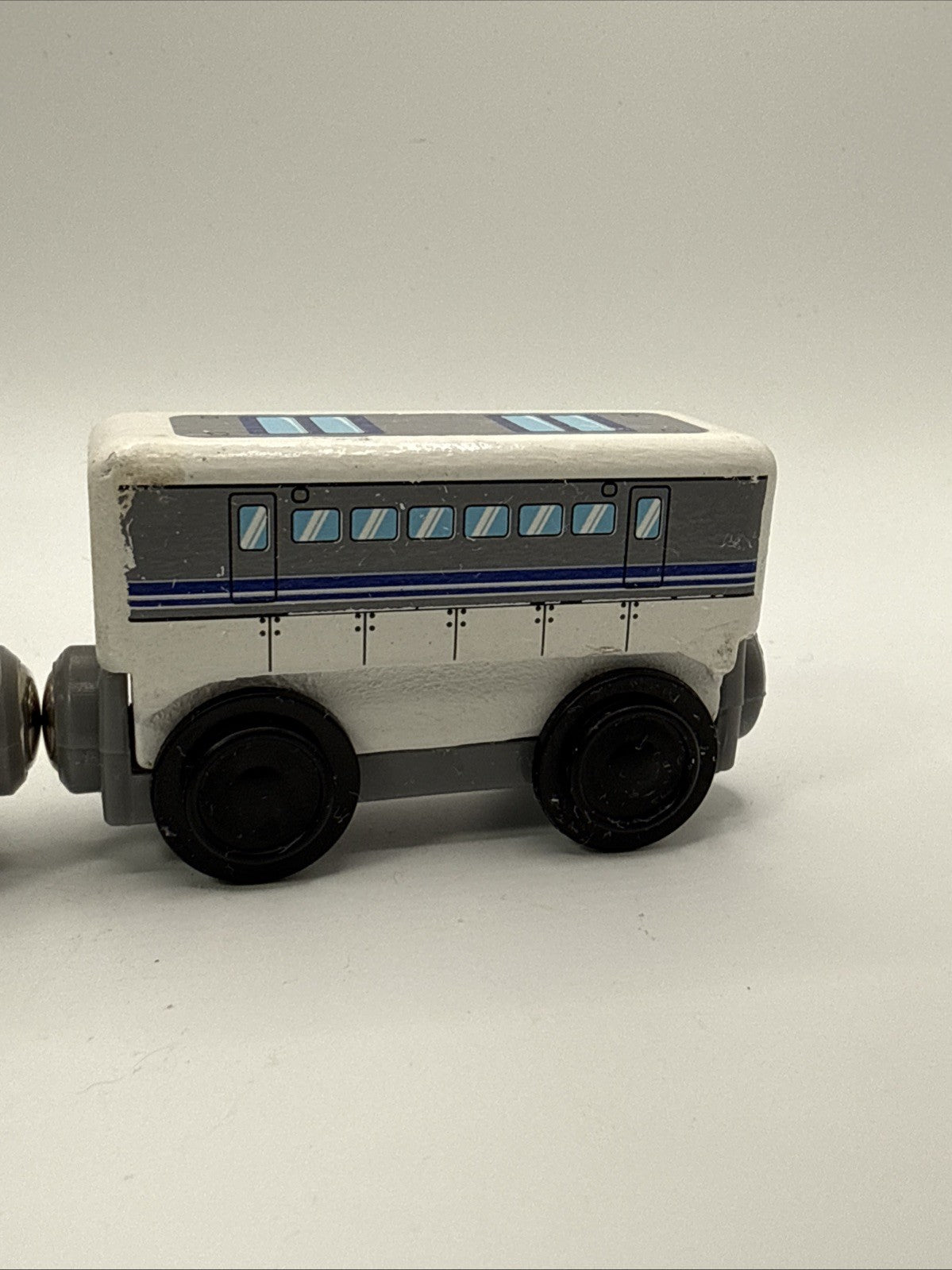 KidKraft Wooden Bullet Train Cars Magnetic Blue White Set