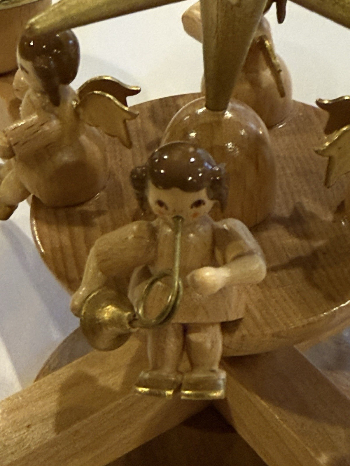 Erzgebirgische Volkskunst Wood Angel Candle Holder, 4 Arm Gold Star, German Folk