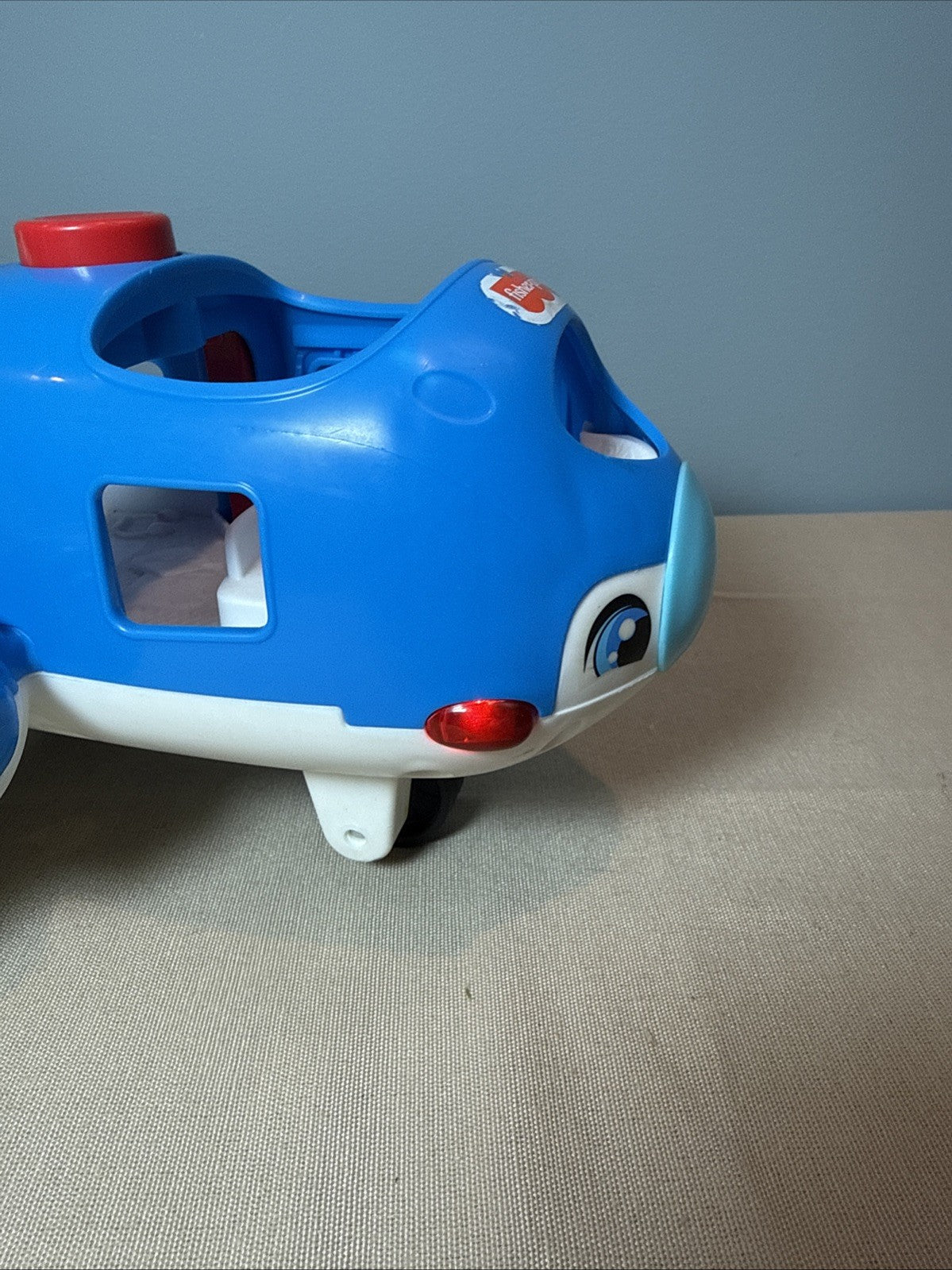 Fisher Price Little People Airplane with 3 Figures Taxi Vehicle Playset Vintage