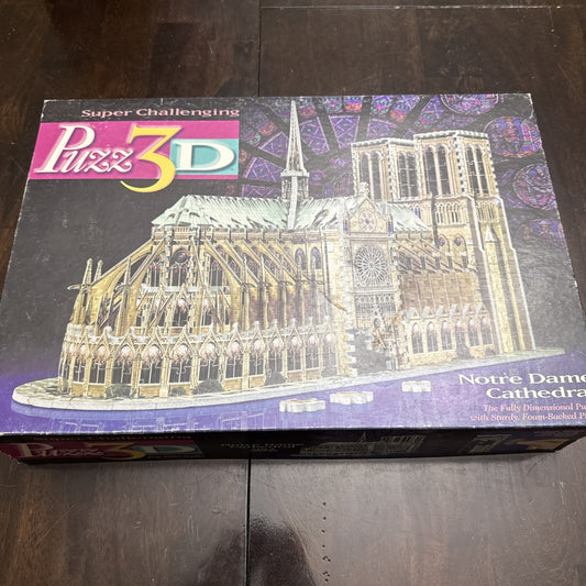 Vintage 1996 Milton Bradley Puzz 3D Notre Dame Cathedral 952 Piece Puzzle
