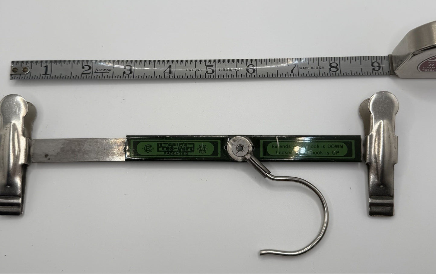 Vintage Grims Pres-Gard Adjustable Hangers Set of 2 Green Red Metal Patented