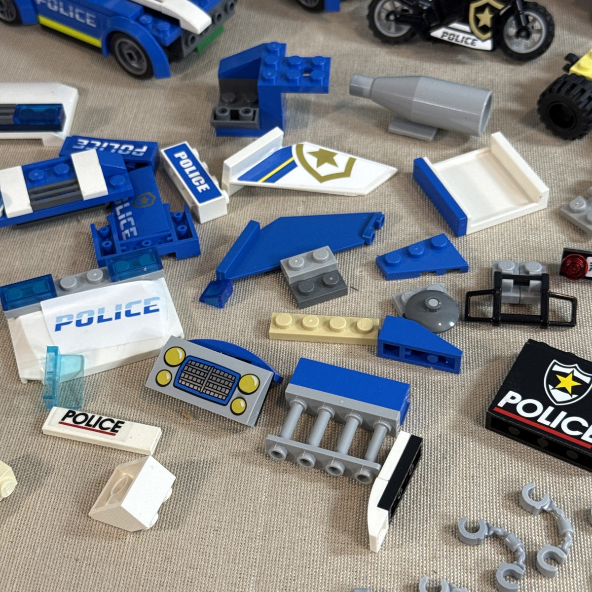 LEGO City Police Minifigures Vehicle Parts Accessories Bulk Lot Cops Pieces