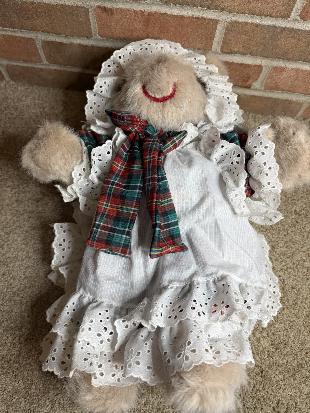 Vintage 1976 Ms Noah Plush Teddy Bear Mama Bear Plaid Eyelet Bonnet Dress Doll
